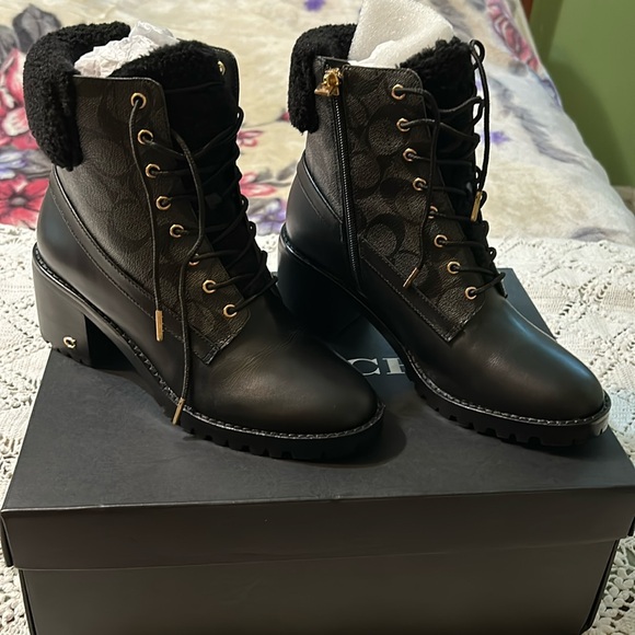 JILL LEATHER BOOT BLACK US 7.5 B Never worn still brand new. - Picture 1 of 13
